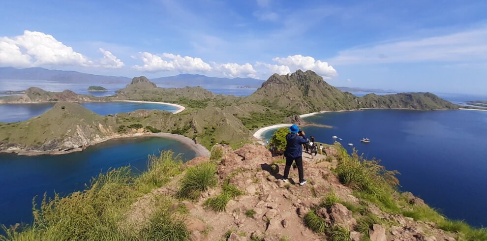 padar island komodo